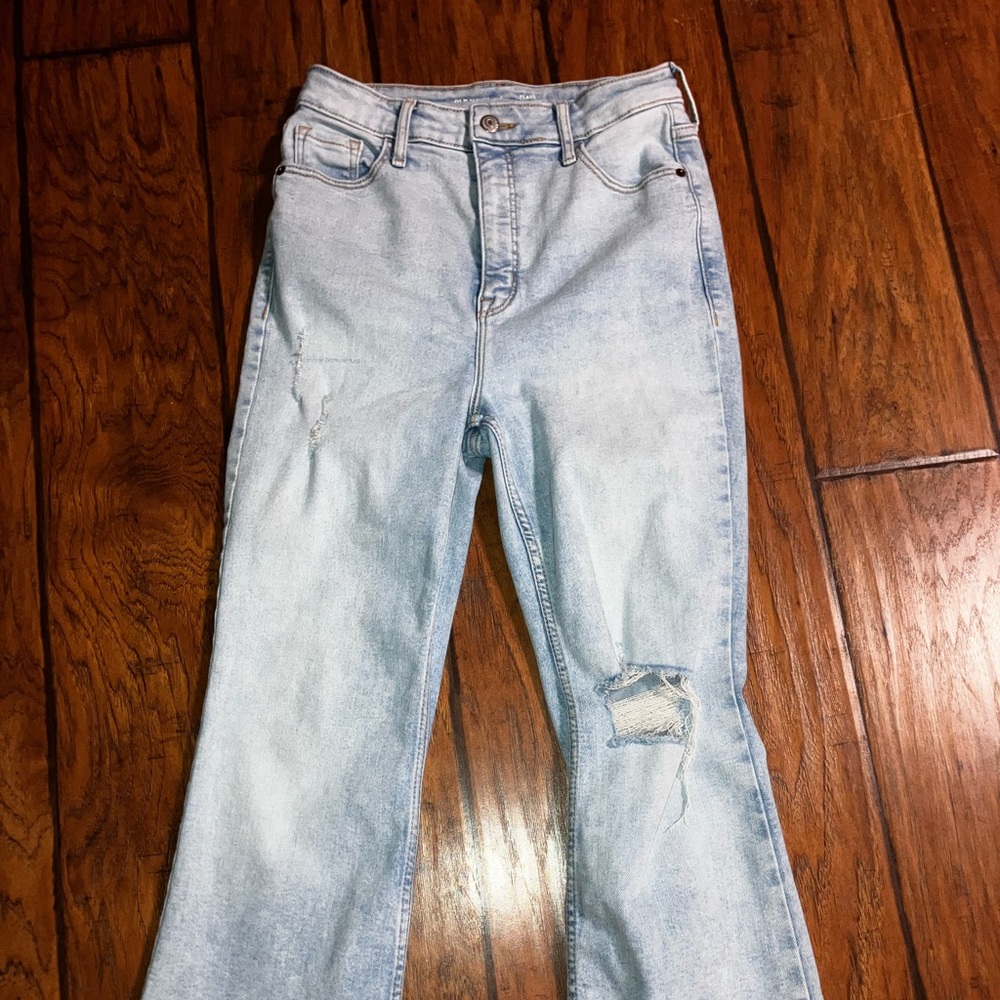 Old Navy‎ Flare Distressed Jeans